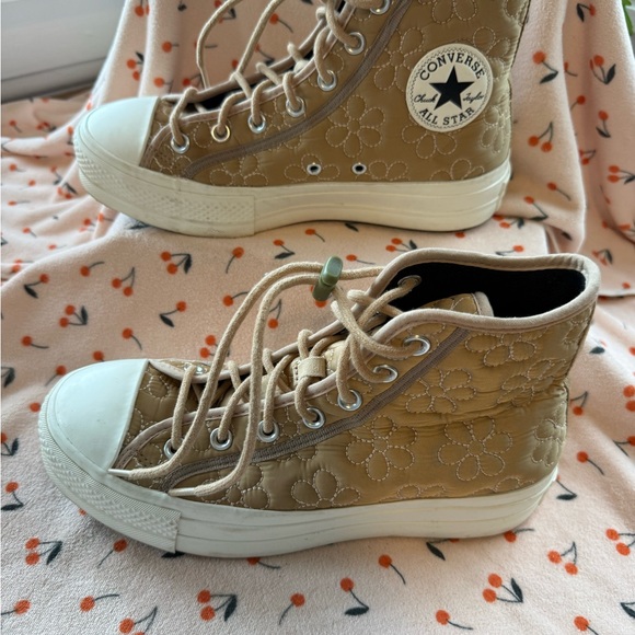 Converse Quilted Floral High Top Sneakers in Tan and Cream - Picture 2 of 5